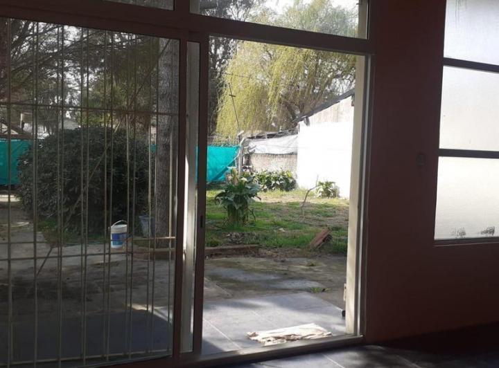 Casa · 70m² · 3 Ambientes · 2 Cocheras