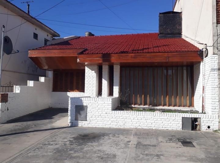 Casa · 110m² · 2 Dormitorios