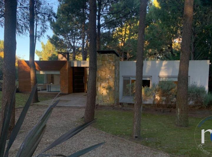 Casa · 160m² · 4 Ambientes