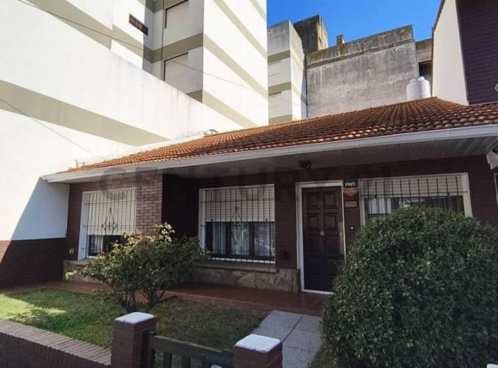 Casa · 189m² · 5 Ambientes · 1 Cochera