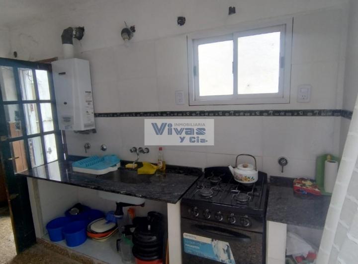 Casa · 80m² · 3 Ambientes · 2 Cocheras