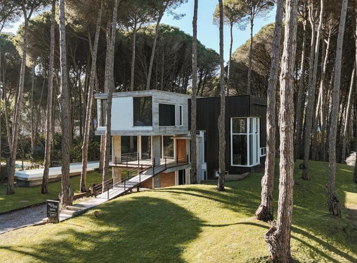 Casa · 287m² · 4 Ambientes · 1 Cochera