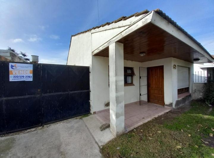 Casa · 100m² · 3 Ambientes · 6 Cocheras