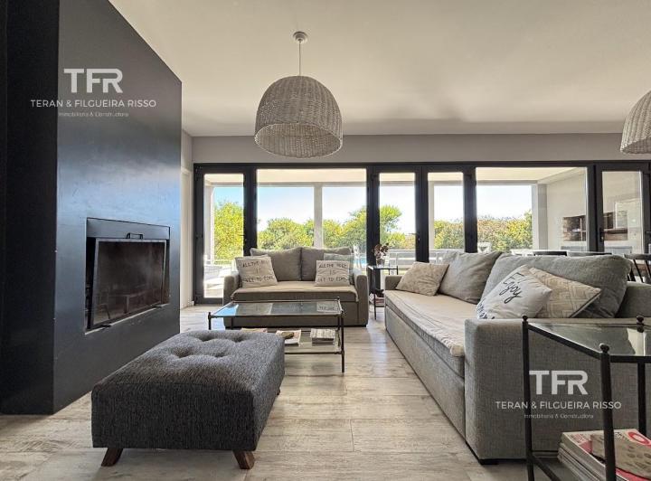 Casa · 178m² · 5 Ambientes
