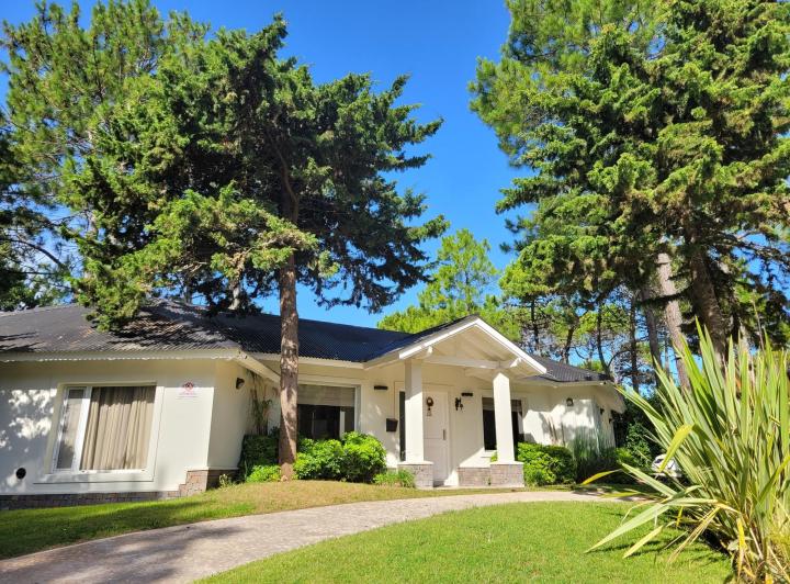 Casa · 160m² · 3 Dormitorios · 1 Cochera