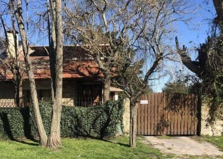 Casa · 128m² · 3 Ambientes · 3 Cocheras