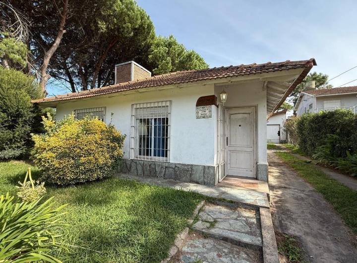 Casa · 85m² · 4 Ambientes · 1 Cochera