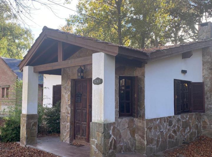 Casa · 140m² · 5 Ambientes