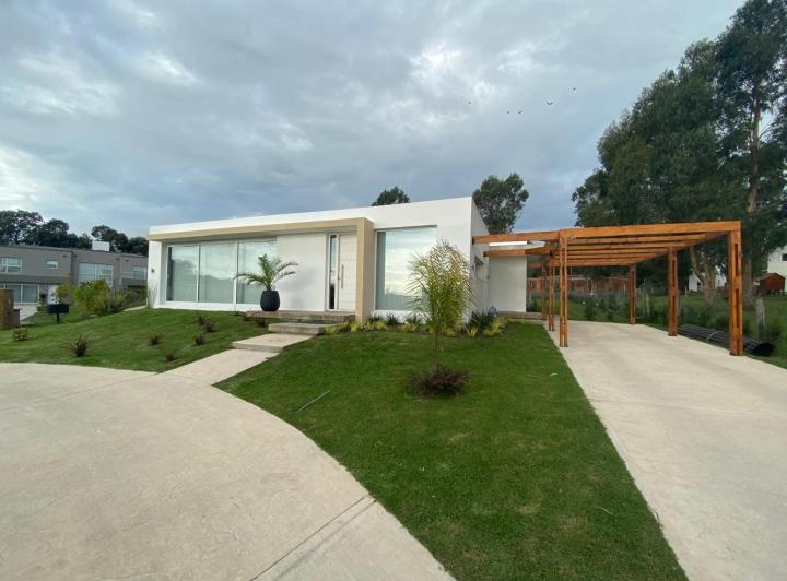 Casa · 168m² · 3 Ambientes
