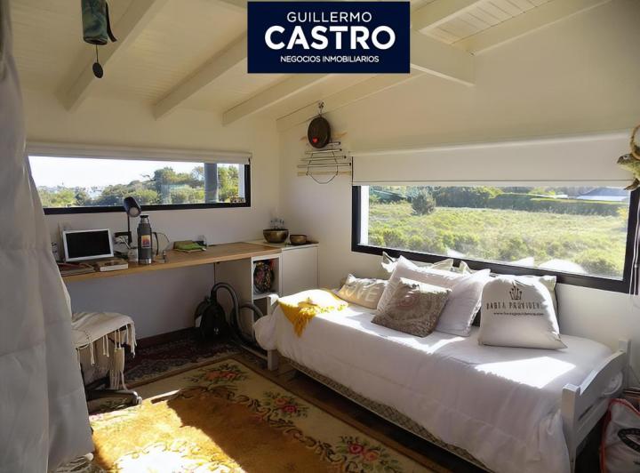 Casa · 95m² · 3 Ambientes · 1 Cochera