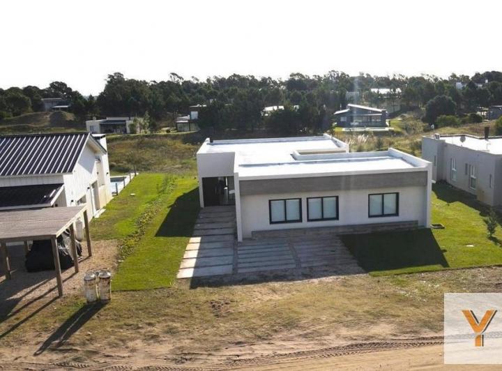 Casa · 150m² · 6 Ambientes