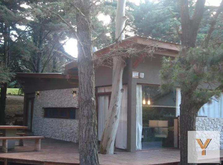 Casa · 90m² · 3 Ambientes · 3 Cocheras