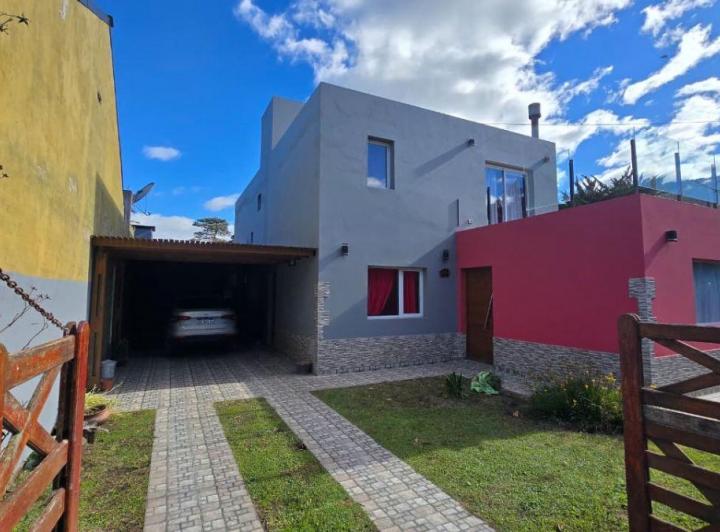 Casa · 170m² · 5 Ambientes · 1 Cochera