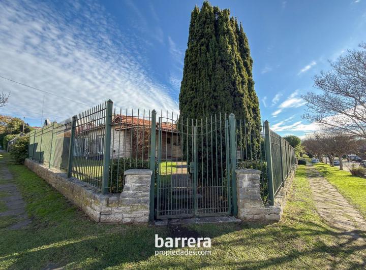 Casa · 786m²