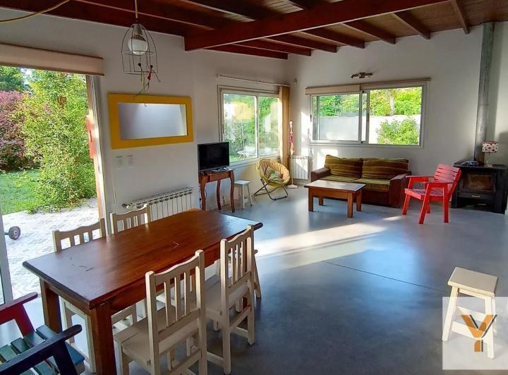 Casa · 129m² · 3 Ambientes · 2 Cocheras