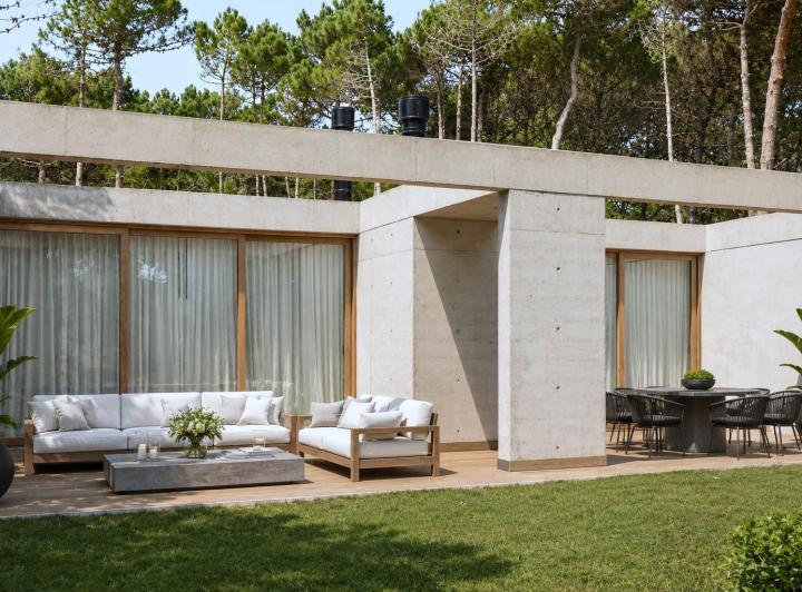 Casa · 205m² · 6 Ambientes · 2 Cocheras