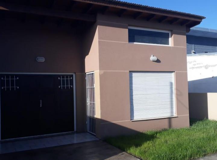 Casa · 90m² · 3 Ambientes · 1 Cochera