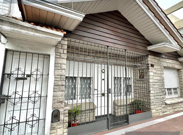 Casa · 100m² · 4 Ambientes
