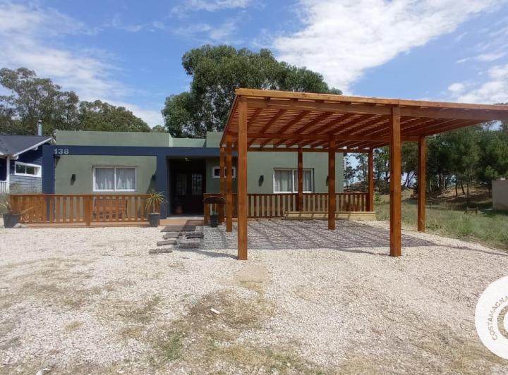 Casa · 150m² · 4 Ambientes · 1 Cochera