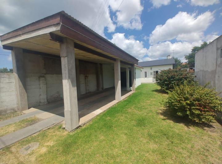 Casa · 100m² · 3 Ambientes · 1 Cochera