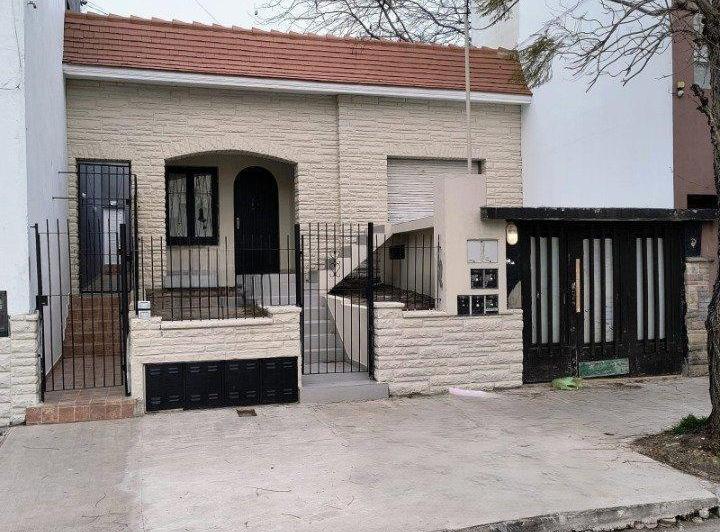 Casa · 100m² · 3 Ambientes · 1 Cochera