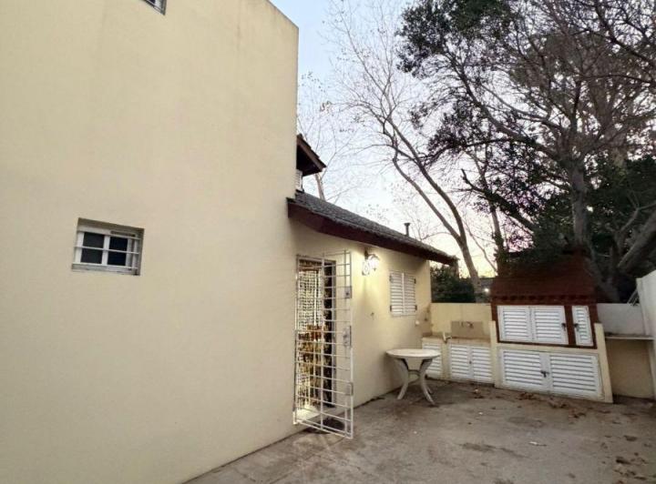 Casa · 45m² · 4 Ambientes · 1 Cochera