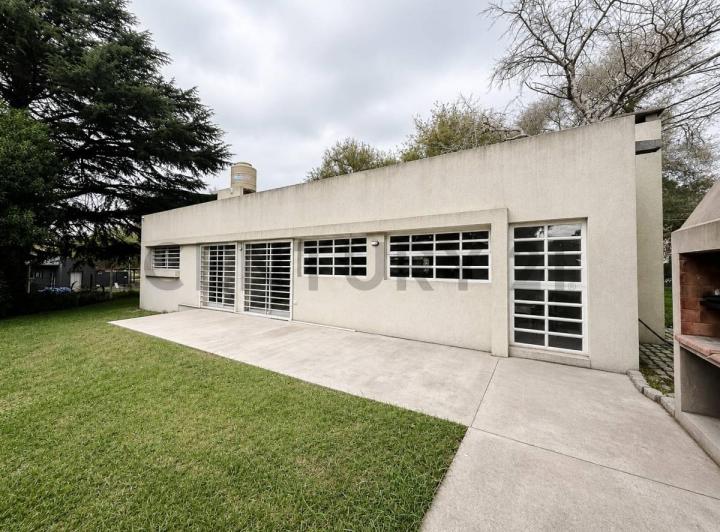 Casa · 100m² · 2 Ambientes