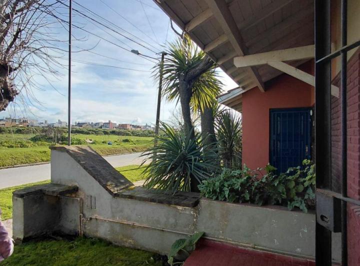 Casa · 65m² · 3 Ambientes · 1 Cochera