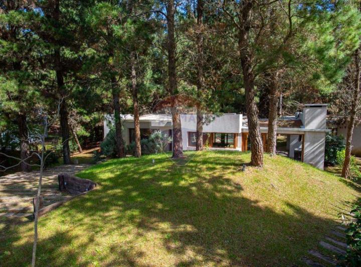 Casa · 276m² · 5 Ambientes