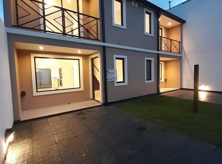 Casa · 99m² · 3 Ambientes · 1 Cochera