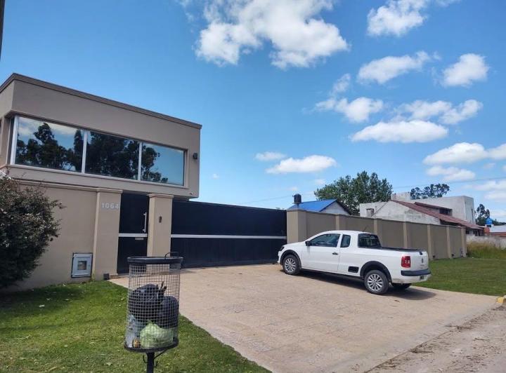 Casa · 309m² · 5 Ambientes · 1 Cochera