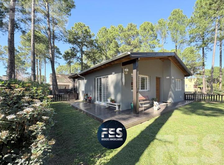 Casa · 165m² · 4 Ambientes · 1 Cochera