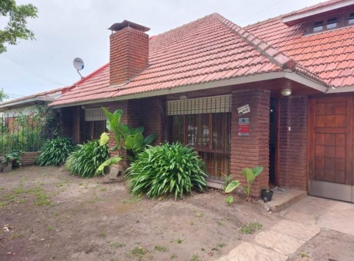 Casa · 116m² · 5 Ambientes · 1 Cochera