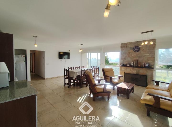 Casa · 129m² · 4 Ambientes · 1 Cochera