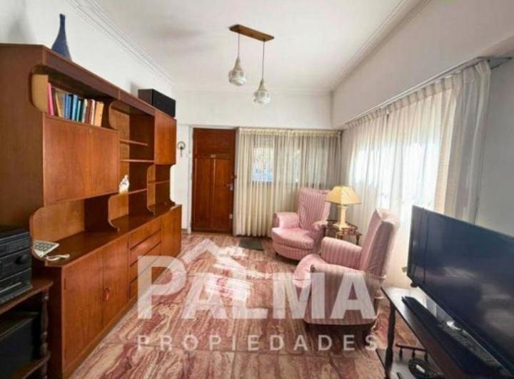 Casa · 90m² · 3 Ambientes · 2 Cocheras