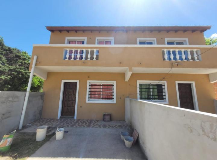 Casa · 70m² · 3 Ambientes · 1 Cochera