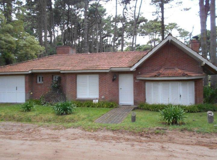 Casa · 180m² · 4 Ambientes