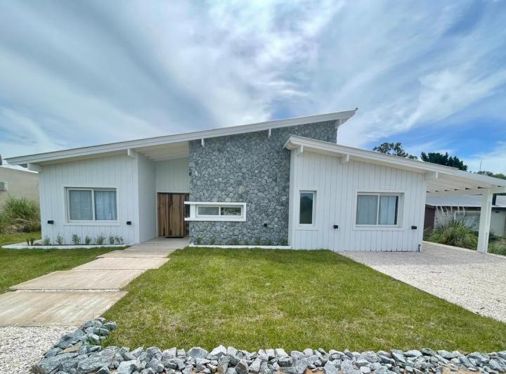 Casa · 187m² · 5 Ambientes · 1 Cochera