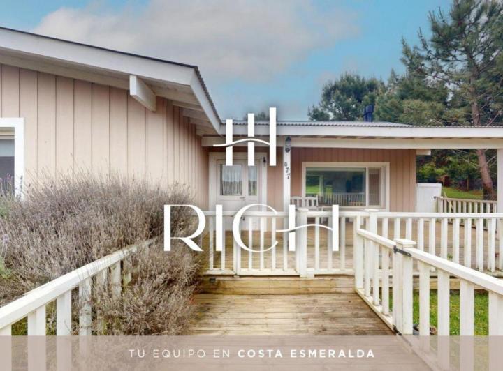 Casa · 170m² · 4 Ambientes · 2 Cocheras