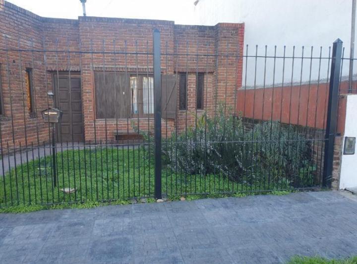 Casa · 127m² · 3 Ambientes · 2 Cocheras