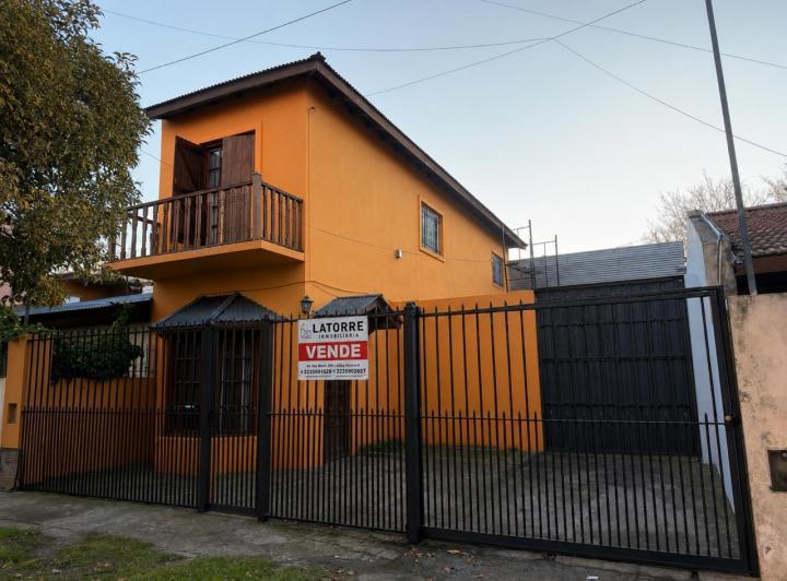 Casa · 150m² · 3 Ambientes · 5 Cocheras
