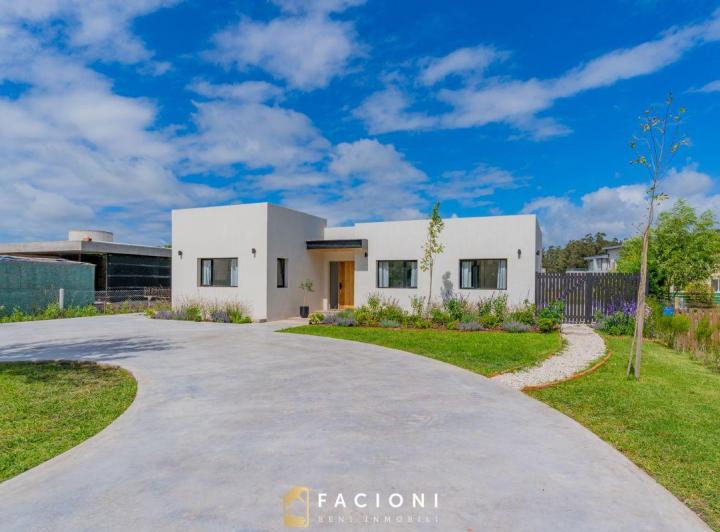 Casa · 153m² · 4 Ambientes