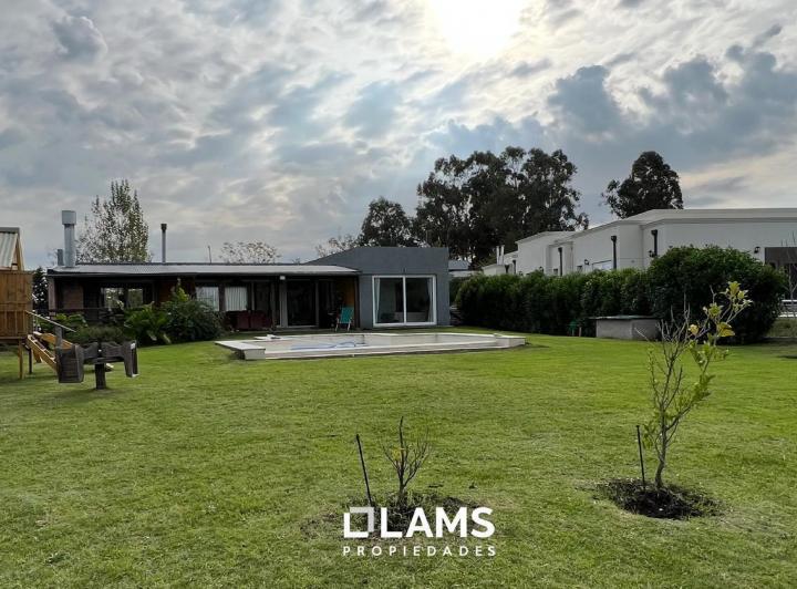 Casa · 120m² · 3 Ambientes · 1 Cochera