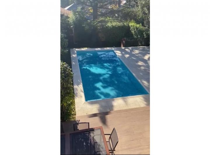 Casa · 200m² · 5 Ambientes · 3 Cocheras