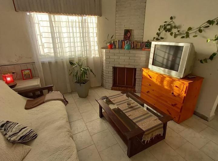 Casa · 85m² · 4 Ambientes · 1 Cochera