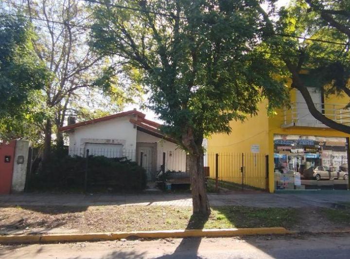 Casa · 324m² · 3 Ambientes · 1 Cochera