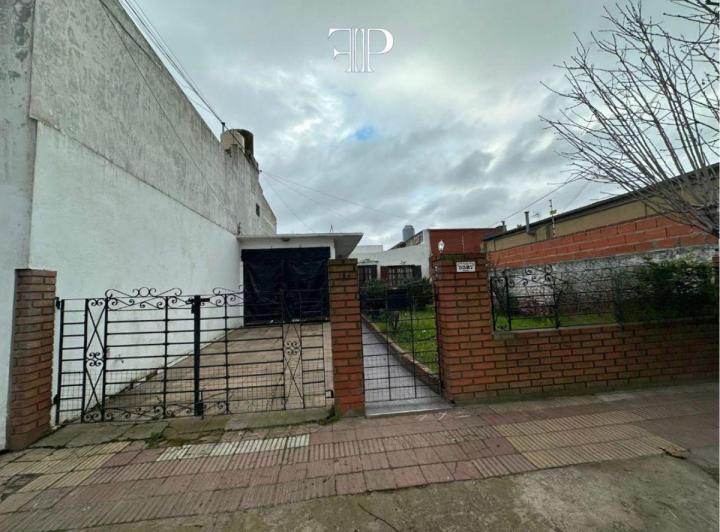 Casa · 92m² · 3 Ambientes · 1 Cochera