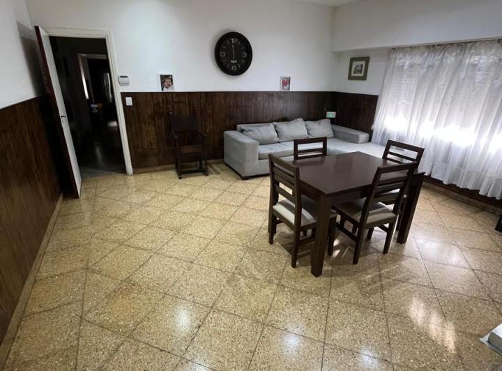 Casa · 120m² · 5 Ambientes · 1 Cochera