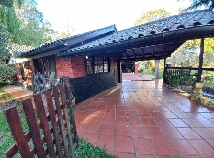 Casa · 184m² · 6 Ambientes · 1 Cochera