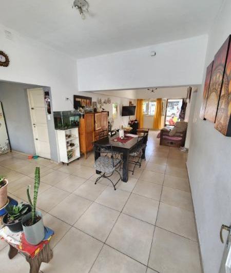 Casa · 111m² · 3 Ambientes · 1 Cochera